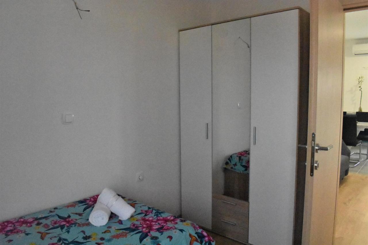 Apartmani Skorpion Kastela Exterior photo