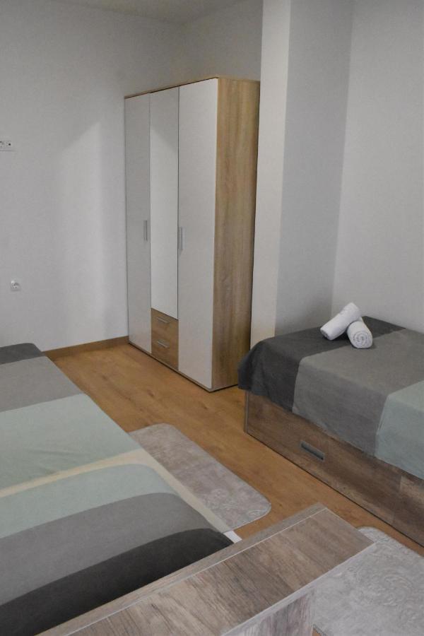 Apartmani Skorpion Kastela Exterior photo