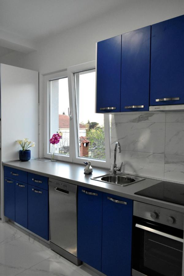 Apartmani Skorpion Kastela Exterior photo