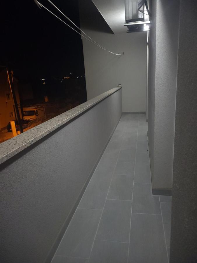 Apartmani Skorpion Kastela Exterior photo